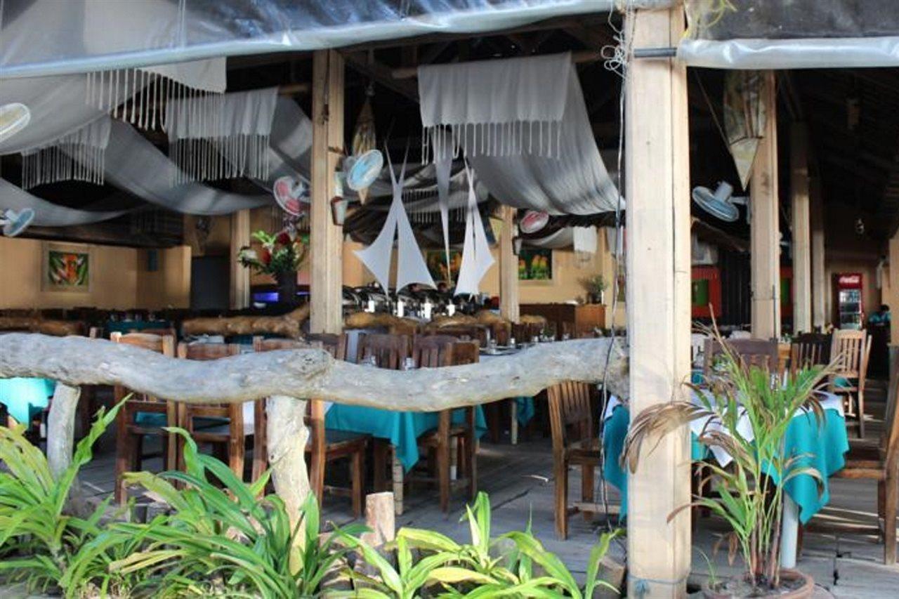Casa Pilar Beach Resort Manoc-Manoc Exterior foto