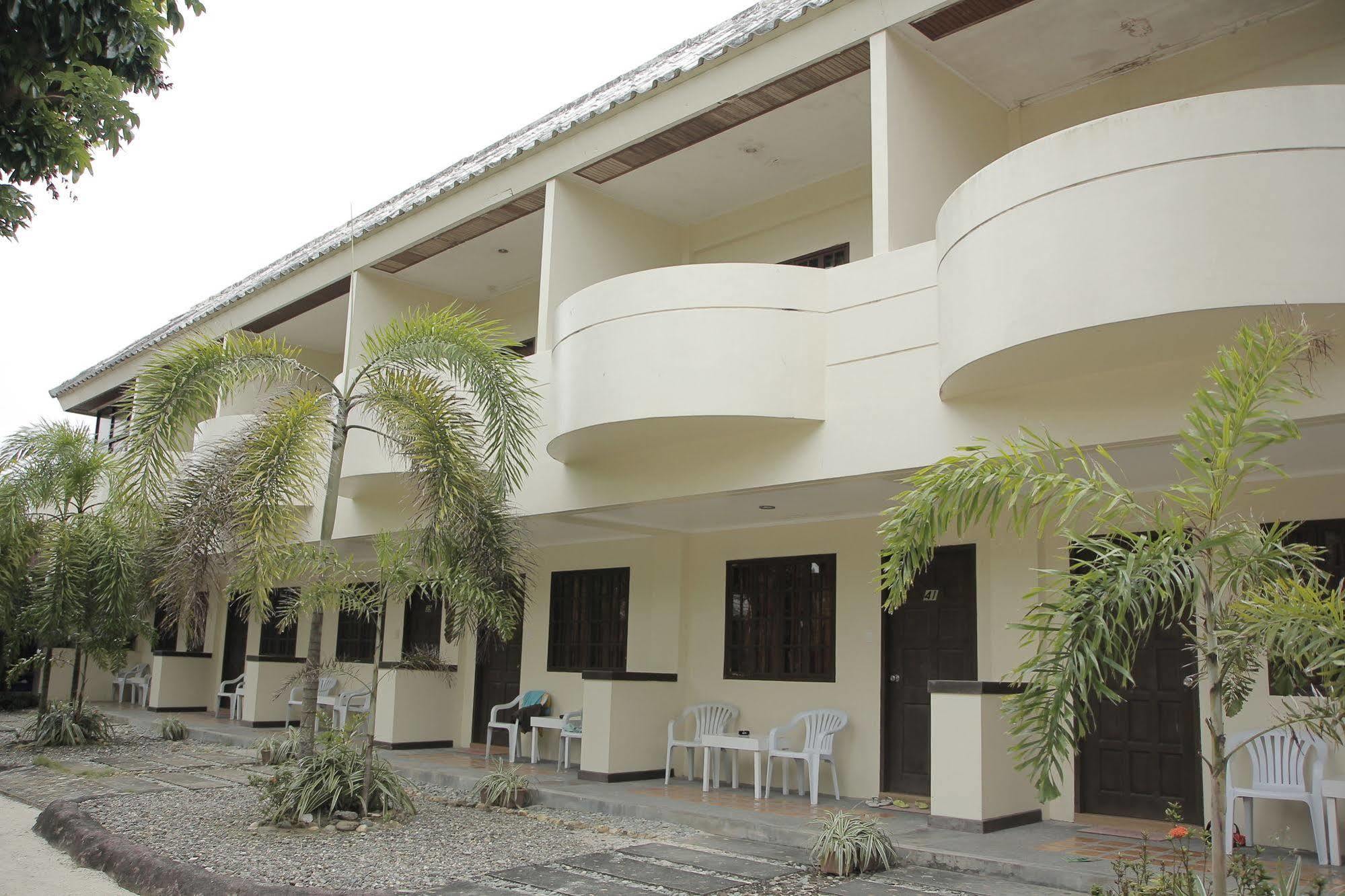Casa Pilar Beach Resort Manoc-Manoc Exterior foto
