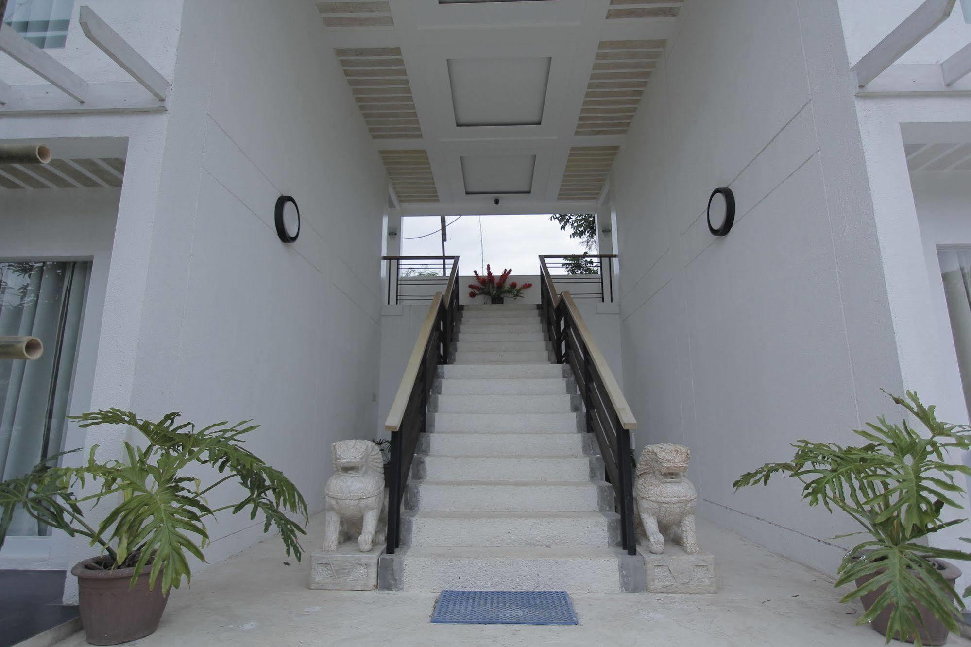 Casa Pilar Beach Resort Manoc-Manoc Exterior foto