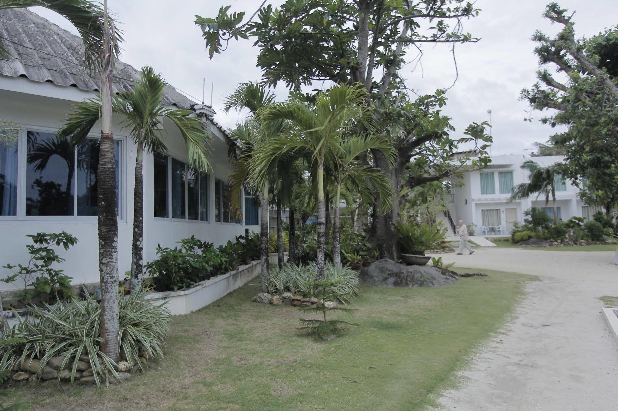 Casa Pilar Beach Resort Manoc-Manoc Exterior foto